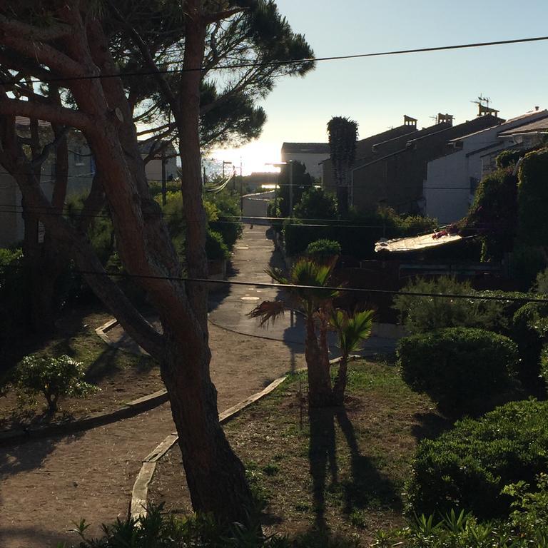 Maison Bord De Mer Six-Fours-les-Plages Bagian luar foto